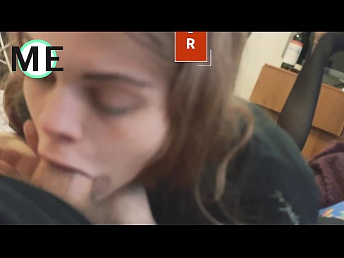❤️ Hals Dick, zerräissen Strumpfhosen an zerräissen Fersen schéin ze treffen Sexvideo op Porno lb.tubsexercom.ru ❤